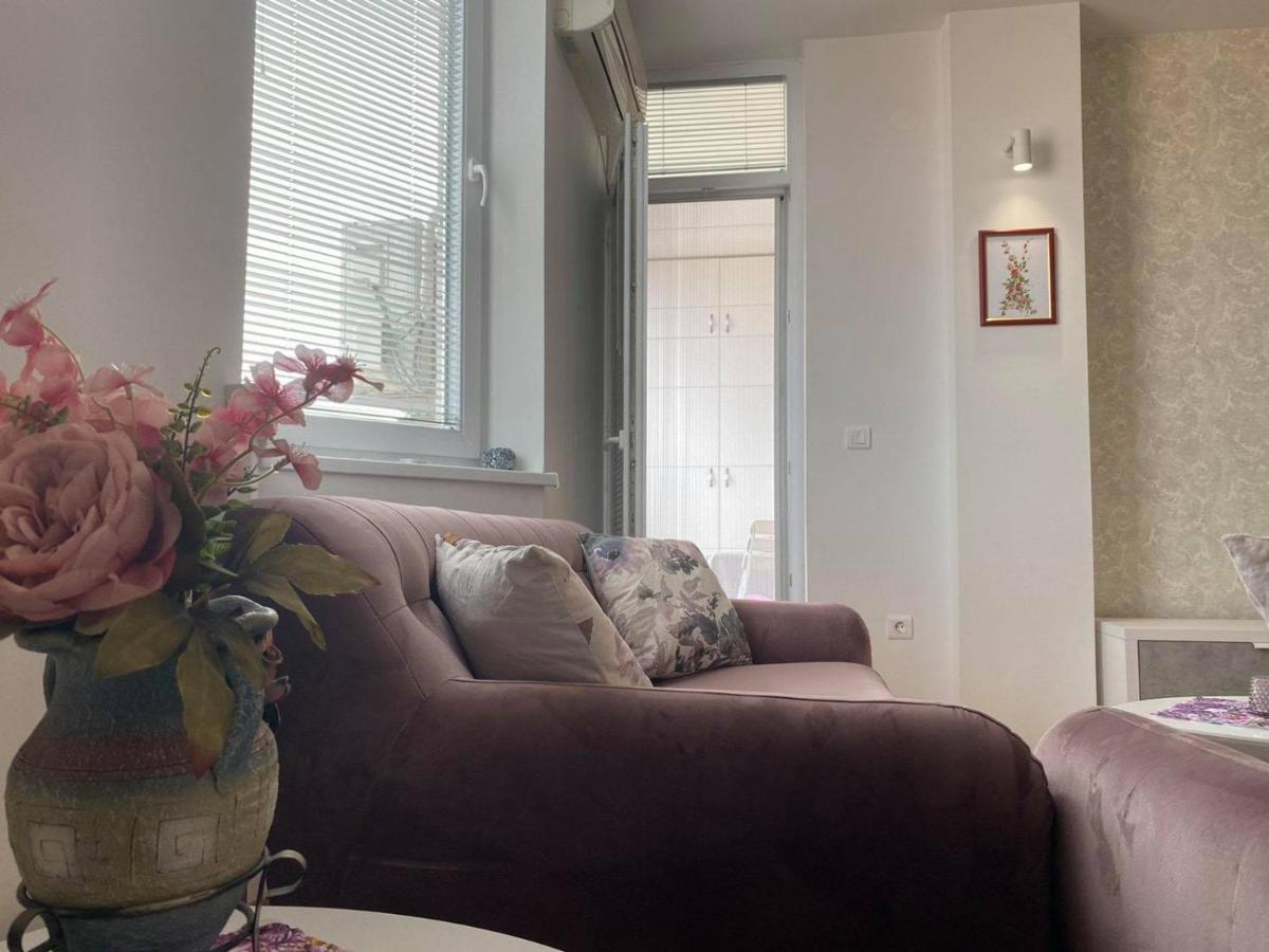 Velvet Apartment Скопие Екстериор снимка